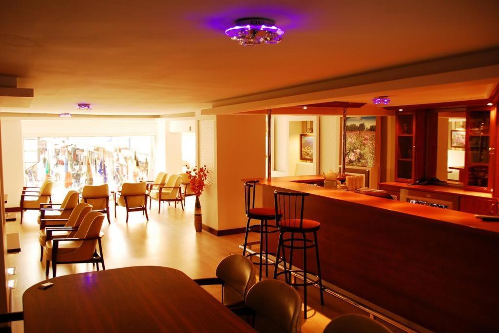 Artan Hotel Isparta Exterior photo
