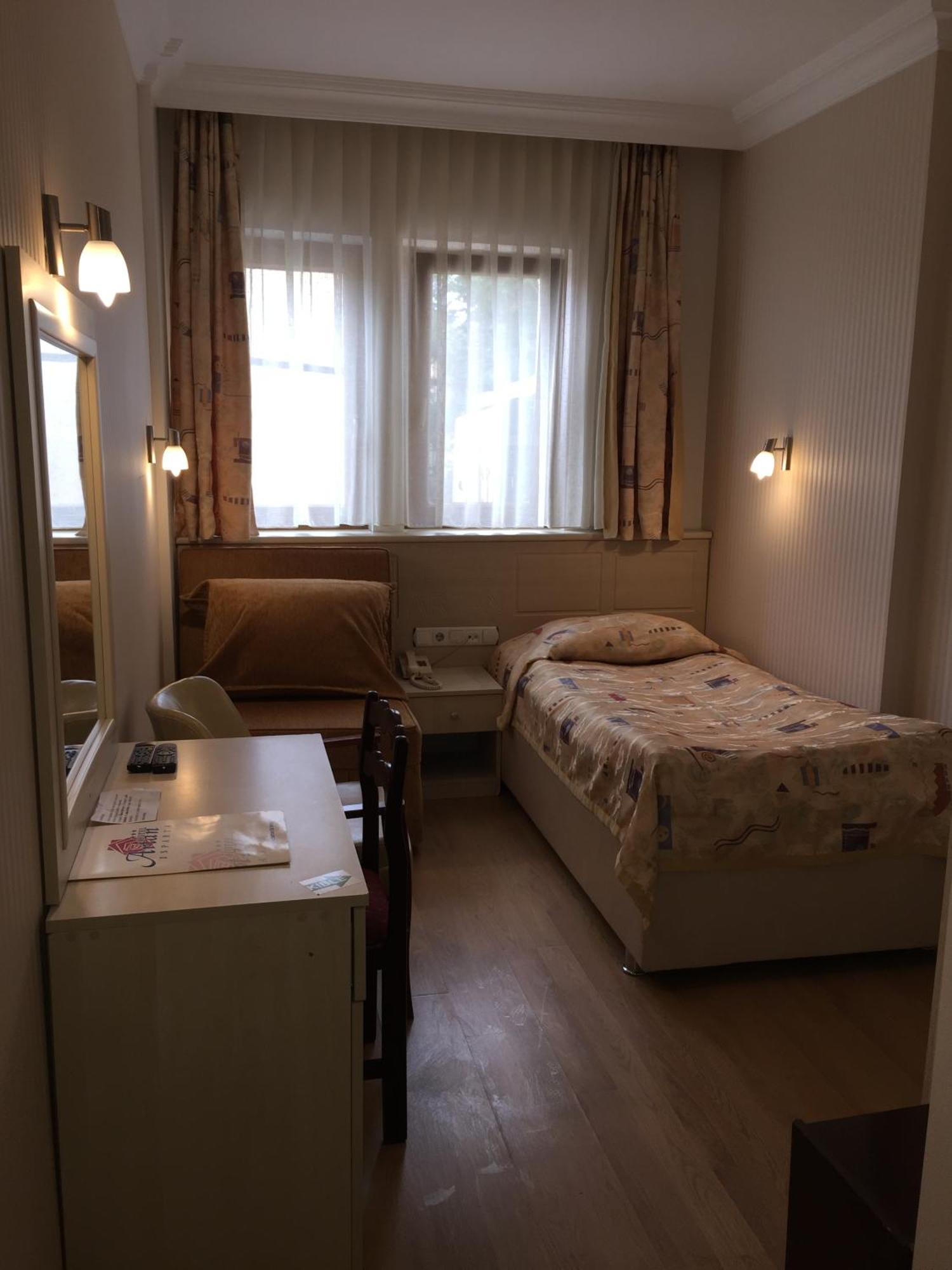 Artan Hotel Isparta Exterior photo